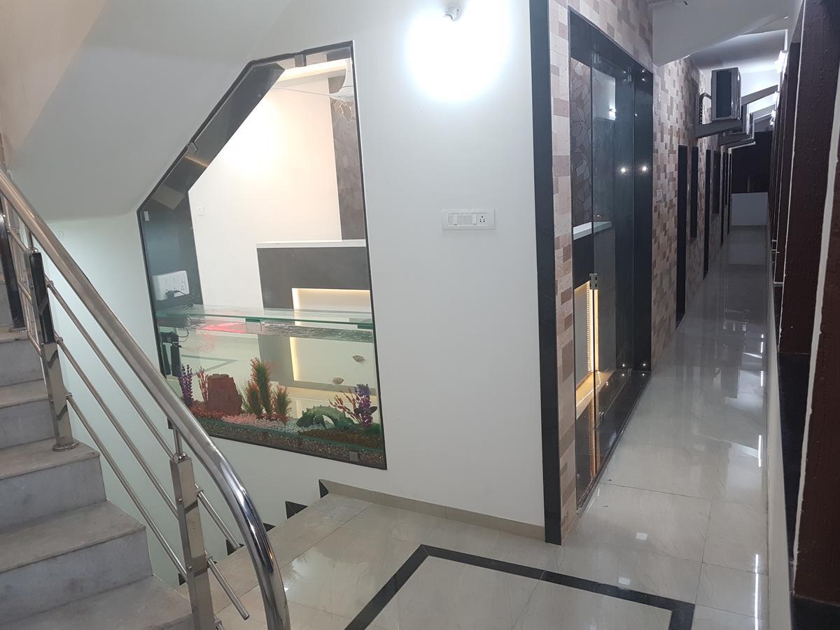 Nova Hotel Star Palace Rádzskot Kültér fotó