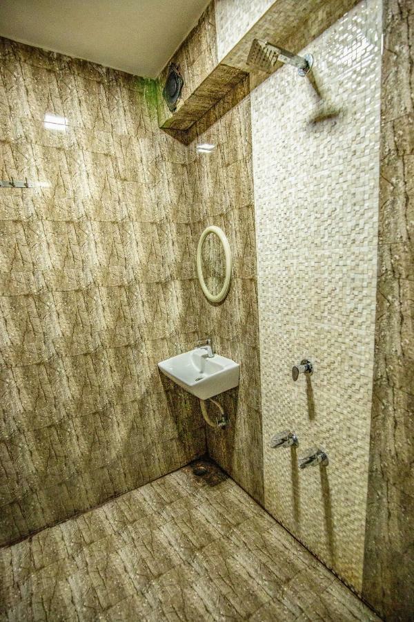 Nova Hotel Star Palace Rádzskot Kültér fotó